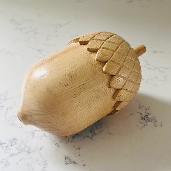 Crate&barrel Small Wood Acorn Sculpture - Picture 5 of 16